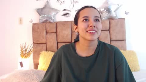 Snapshot of katiacuper chatting on January 25, 3:09 pm Katia Cuper online show from January 25, 3:09 pm