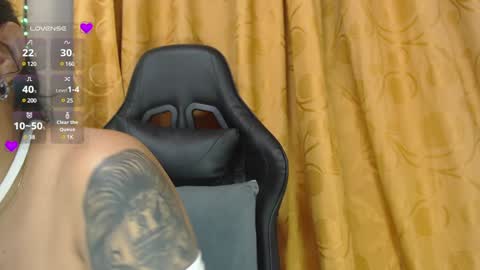 Snapshot of katiacuper chatting on February 8, 11:22 am Katia Cuper online show from February 8, 11:22 am