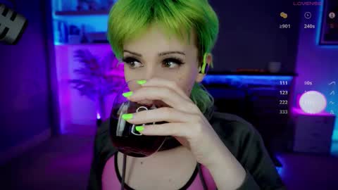 Katie online show from October 24, 7:54 pm