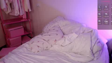 Katie Deville online show from October 31, 12:44 am