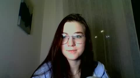 Snapshot of katie_foxi chatting on January 22, 9:10 pm katie_foxi online show from January 22, 9:10 pm