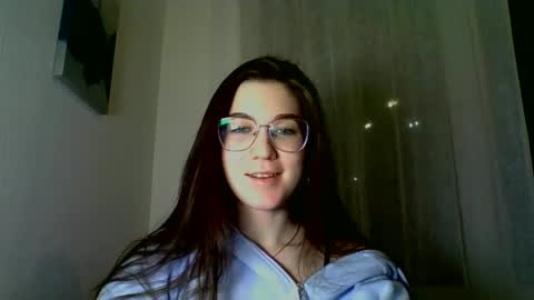 Snapshot of katie_foxi chatting on January 25, 7:49 pm katie_foxi online show from January 25, 7:49 pm