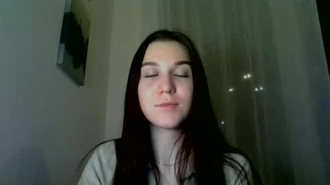 Snapshot of katie_foxi chatting on February 20, 6:35 pm katie_foxi online show from February 20, 6:35 pm