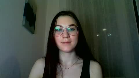 Snapshot of katie_foxi chatting on February 26, 6:11 pm katie_foxi online show from February 26, 6:11 pm