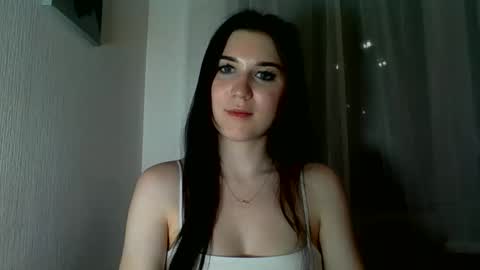 katie_foxi online show from May 11, 8:50 pm