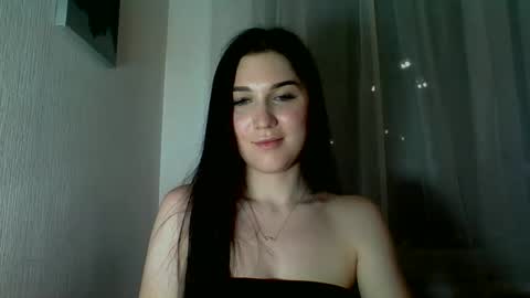 katie_foxi online show from May 16, 7:45 pm