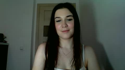 katie_foxi online show from May 20, 4:02 pm
