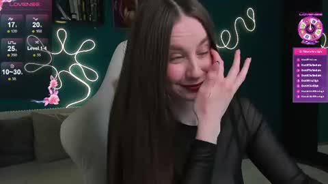Snapshot of katie_taylorr chatting on July 22, 10:01 pm Katie online show from July 22, 10:01 pm