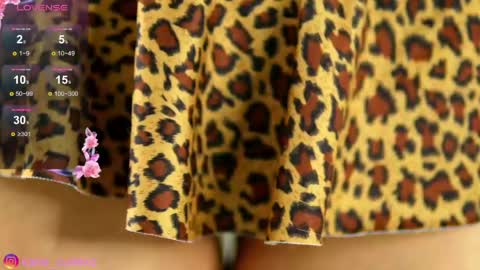 KatieCutieeXoo online show from May 19, 6:58 pm