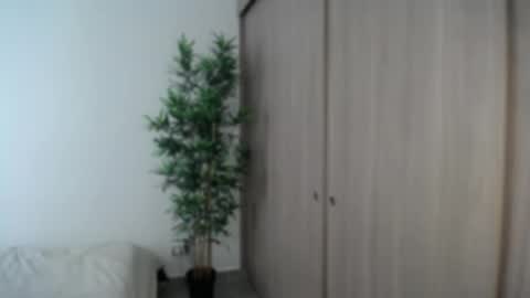 Katie Jane online show from December 18, 3:00 pm