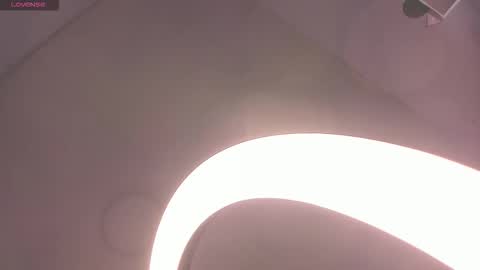 Snapshot of katitaluxury_hot chatting on March 19, 10:25 pm katitaluxury_hot online show from March 19, 10:25 pm