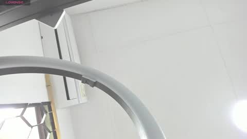 Snapshot of katitaluxury_hot chatting on March 20, 10:03 pm katitaluxury_hot online show from March 20, 10:03 pm