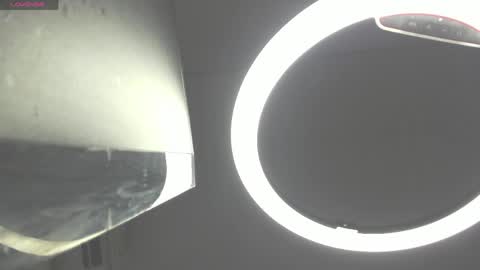 Snapshot of katitaluxury_hot chatting on April 13, 11:32 pm katitaluxury_hot online show from April 13, 11:32 pm