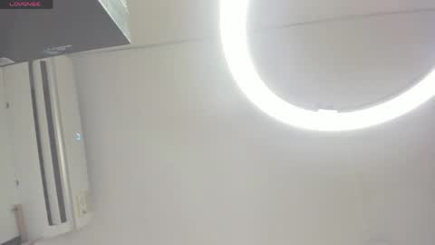 Snapshot of katitaluxury_hot chatting on April 28, 10:48 pm katitaluxury_hot online show from April 28, 10:48 pm