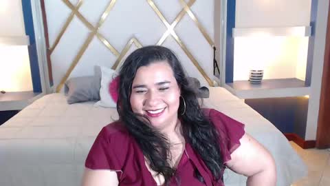 Snapshot of katiuka_rm chatting on May 20, 8:04 pm Katiuka online show from May 20, 8:04 pm
