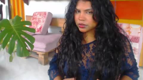Snapshot of katiuskaxoxo chatting on May 22, 8:58 pm Katiuska online show from May 22, 8:58 pm