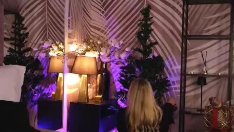 KatJolie online show from December 4, 8:50 pm