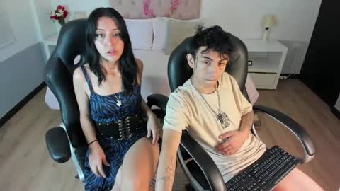 Snapshot of katnia_and_marcuz chatting on January 10, 1:41 pm Katnia and Marcuz online show from January 10, 1:41 pm