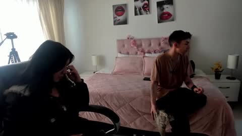 Snapshot of katnia_and_marcuz chatting on January 30, 12:59 pm Katnia and Marcuz online show from January 30, 12:59 pm