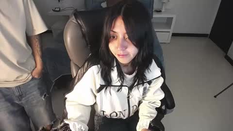 Snapshot of katnia_and_marcuz chatting on February 10, 12:08 pm Katnia and Marcuz online show from February 10, 12:08 pm