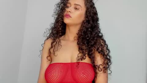 Snapshot of katrhin_66 chatting on December 7, 4:53 am Kathrin online show from December 7, 4:53 am