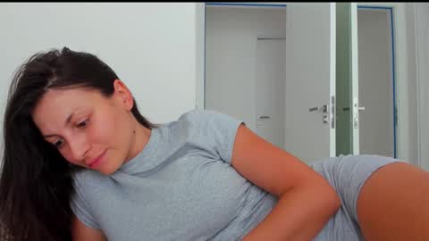 Katrin online show from March 25, 4:13 pm