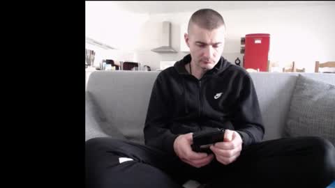 Snapshot of katsufr chatting on December 3, 12:49 pm demyx online show from December 3, 12:49 pm