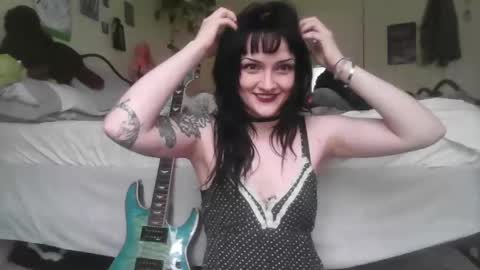 Snapshot of kattattacck chatting on May 5, 6:05 pm kattattacck online show from May 5, 6:05 pm