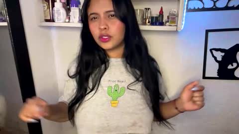 kattia online show from November 19, 2:11 am