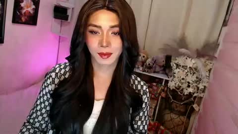 Saisy online show from December 18, 2:06 am