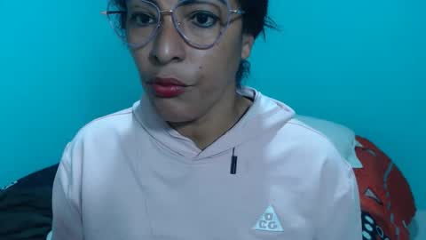 KattleyaGrey online show from February 19, 7:21 pm