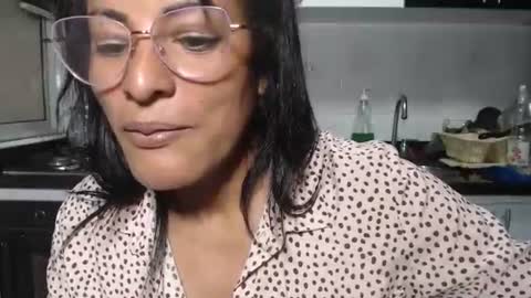 Snapshot of kattleyagray chatting on June 25, 10:14 pm KattleyaGrey online show from June 25, 10:14 pm