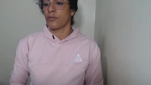 Snapshot of kattleyagray chatting on July 2, 11:00 pm KattleyaGrey online show from July 2, 11:00 pm