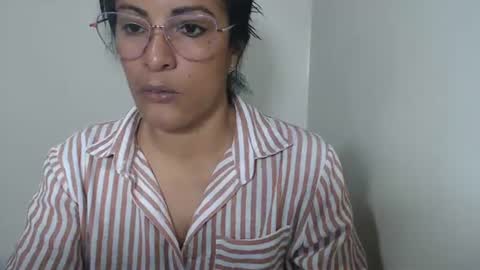 Snapshot of kattleyagray chatting on July 13, 6:55 pm KattleyaGrey online show from July 13, 6:55 pm