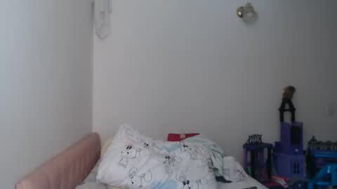 Snapshot of kattleyagray chatting on July 28, 2:13 pm KattleyaGrey online show from July 28, 2:13 pm