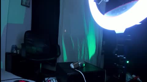 kattx   independent model online show from March 6, 1:24 am