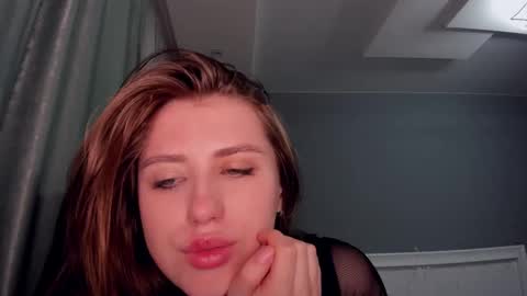 Snapshot of katty4sue chatting on March 6, 4:49 pm Katty4Sue online show from March 6, 4:49 pm