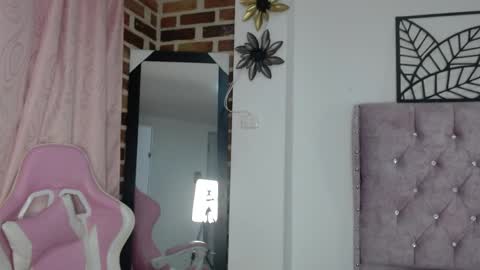 Snapshot of katty_candyy chatting on May 26, 1:07 pm Katherine online show from May 26, 1:07 pm