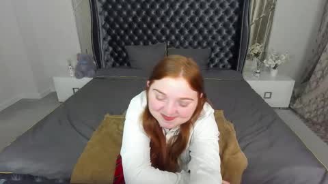 Snapshot of katty_rose8 chatting on October 10, 5:39 am Katty online show from October 10, 5:39 am