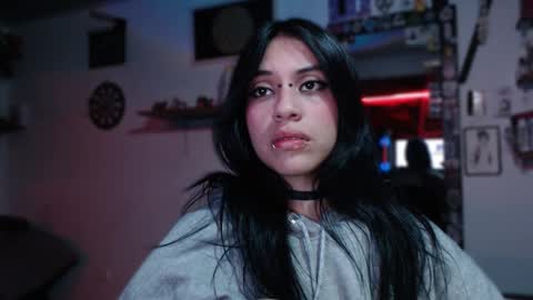 Snapshot of kattze chatting on January 22, 6:20 am online show from January 22, 6:20 am