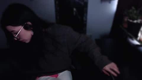 Snapshot of kattze chatting on February 2, 12:02 pm online show from February 2, 12:02 pm