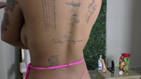 katy_love222 online show from May 14, 7:42 pm
