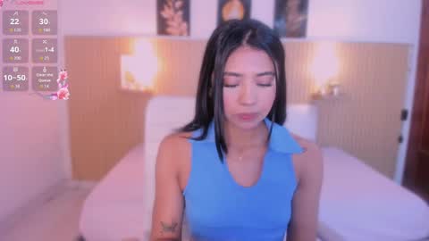 Snapshot of katya_rogerss chatting on April 12, 11:21 pm katya online show from April 12, 11:21 pm