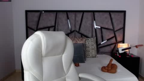 Katya Ruiz online show from January 16, 4:17 am