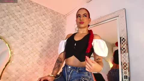 katyjackson online show from May 27, 2:25 pm