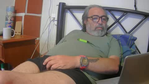 Snapshot of kausername chatting on December 27, 4:43 pm Marko online show from December 27, 4:43 pm