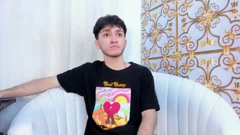 Snapshot of kavencastro chatting on May 15, 1:23 am kavencastro online show from May 15, 1:23 am