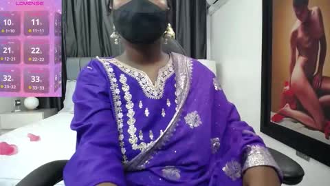 Snapshot of kavya_suri_ chatting on February 13, 7:21 pm Kavya online show from February 13, 7:21 pm