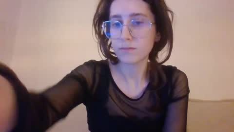 Snapshot of kawaii_snowflake chatting on July 9, 2:15 am kawaii snowflake online show from July 9, 2:15 am