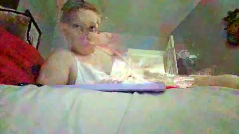 Snapshot of kawaiibelle chatting on March 2, 6:59 pm KawaiiBelle online show from March 2, 6:59 pm